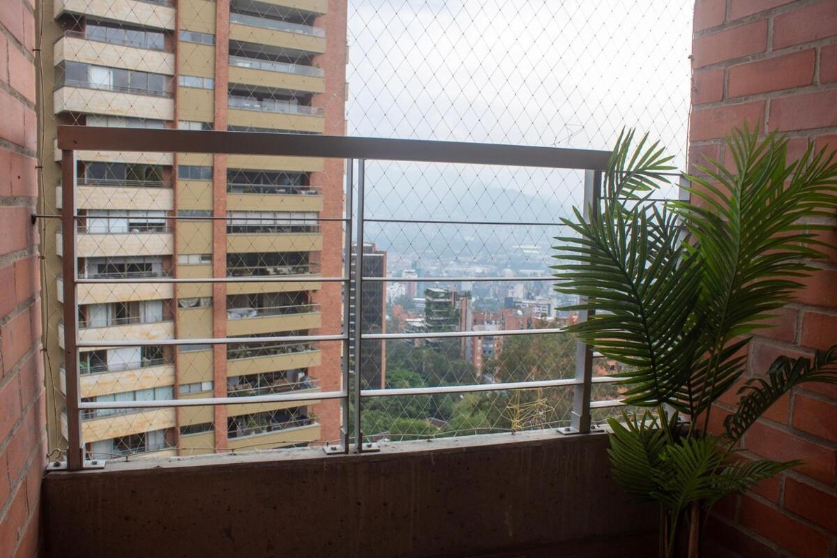 Near Provence Pool, Gym, Views And Wifi Medellín