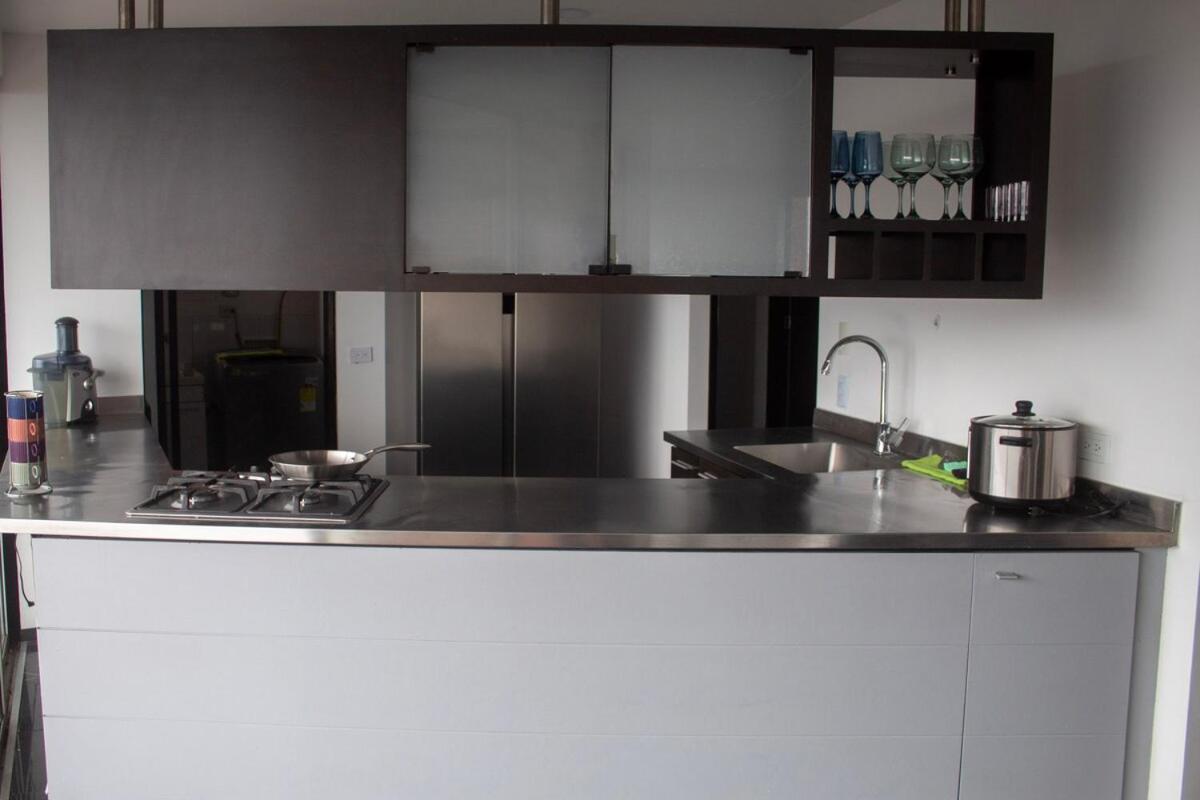 Near Provence Pool, Gym, Views And Wifi * Medellín