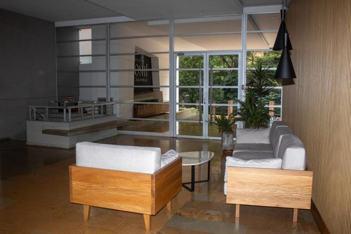 Near Provence Pool, Gym, Views And Wifi
