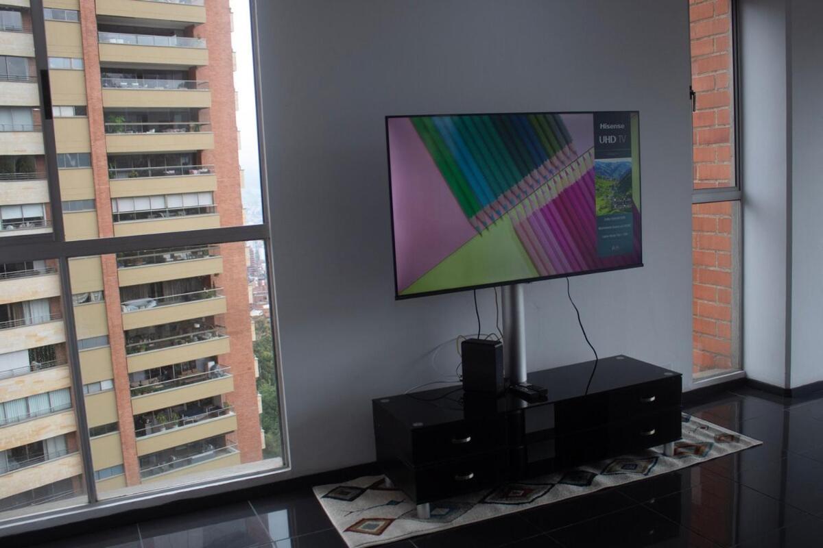 Near Provence Pool, Gym, Views And Wifi Apartamento Medellín
